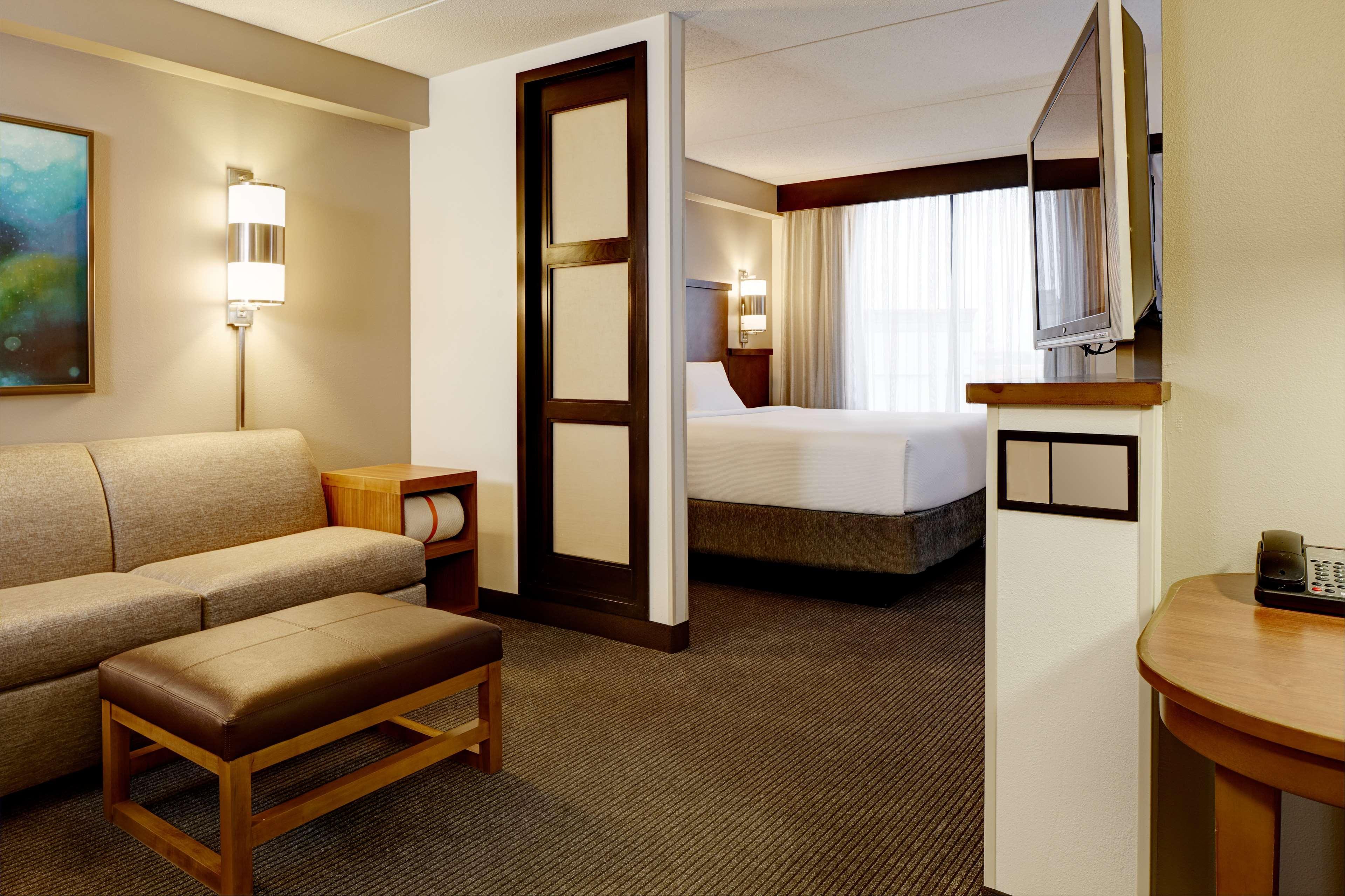 ไฮแอท เพลซ มิลฟอร์ด Hotel ภายนอก รูปภาพ